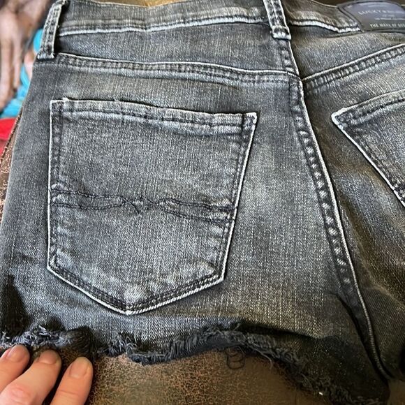 Lucky Brand The High Rose Shortie Denim Shorts - Picture 9 of 10